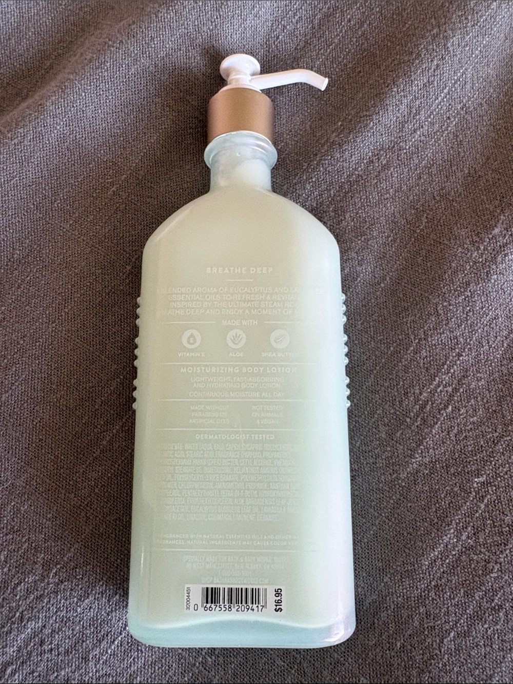 NWT Bath & Body Works Aromatherapy Lotion - Picture 2 of 3